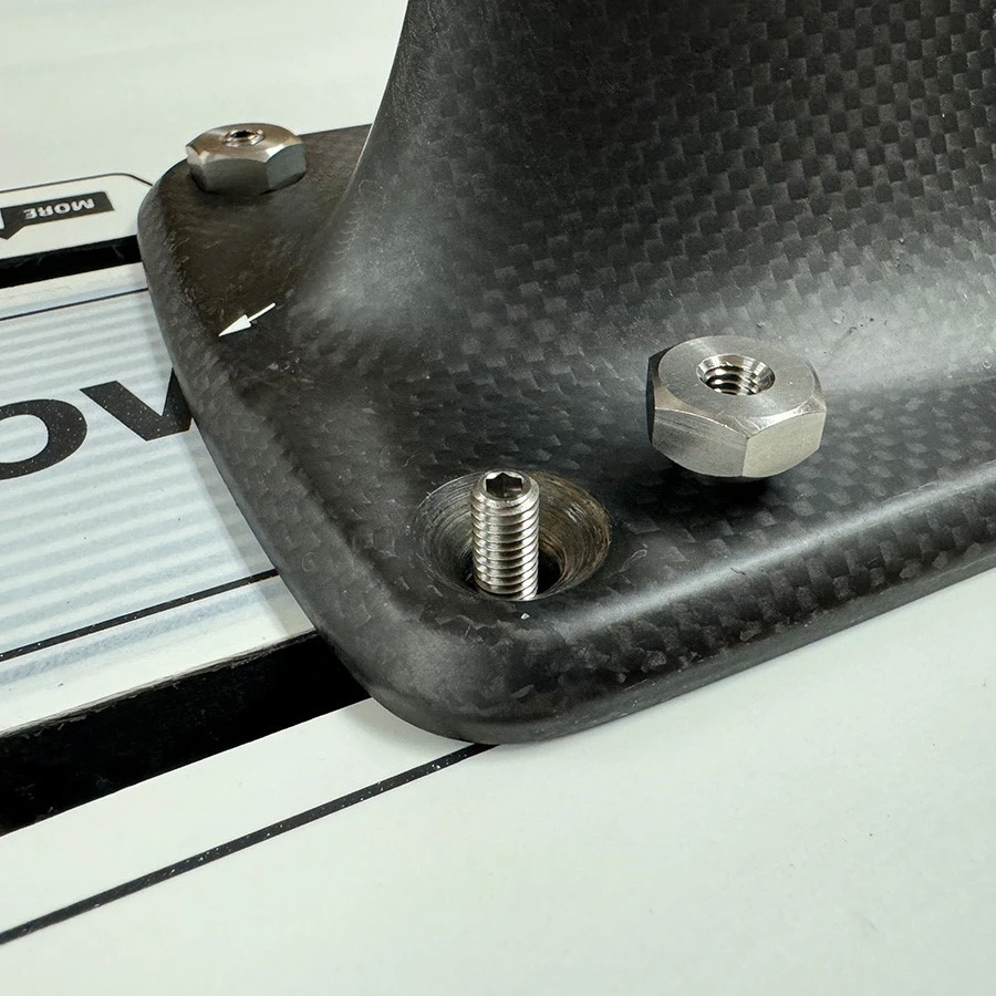 Foilite Easy Track - Universal M6 Titanium Hydrofoil Set Discounts Apply ! - Image 6