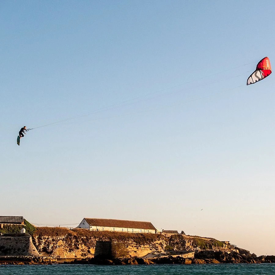 Ozone Edge V11 Freeride / Big Air / Race Kite - 20% Off Discounts Apply ! - Image 6